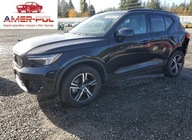 Volvo XC 40 Core 2024 2.0L 2.0 Benzyna 194KM