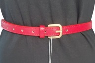Czerwony pasek damski regulowany z złotą klamrą