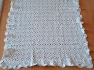 Bardzo ładny mały obrus z bawełnianych nici - 93cm x 77cm - bdb !