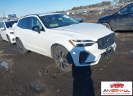 Volvo XC 60 2024r., B5 Ultimate Dark Theme, 2L, od ubezpieczalni 2.0 250KM