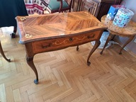 Konsolka w stylu Ludwikowskim .Orzech.