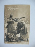 NIEMCY PRUSY ŻOŁNIERZ SANITARIUSZKA CZERWONY KRZYŻ przedwojenna POCZTÓWKA