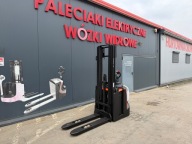 Paleciak elektryczny Toyota BT SPE 120 z 2018 r 450 cm 1200 kg wózek BT