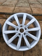 Felga 17cali 5x112 6j et48 Vw Golf 5G0