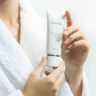 Serum modelujące do szyi i dekoltu NovAge 75ml