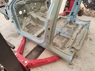 HYUNDAI KONA II 23- NOWY MODEL PRÓG SŁUPEK ŚRODKOWY LEWY