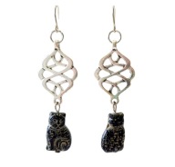 Kolczyki z węzłem i czarnym kotem