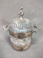 Śliczna stylizowana cukiernica - posrebrzana