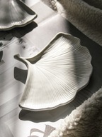 Taca dekoracyjna z betonu architektonicznego liść ginkgo - NOOA GINKGO TRAY