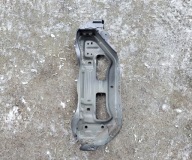 Toyota Yaris III przedni pas wzmocnienie pasa pion lewy