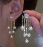 KOLCZYKI DŁUGIE WISZĄCE DIAMENTY DIAMENTAMI perłami łezkami kwiatuszki