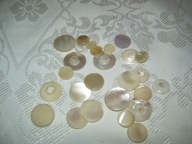 GUZIKI BIAŁE, PERŁOWE, OD SPODU ZAPINANE - 24 SZT.