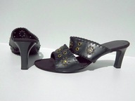 Klapki *Din Sko* roz 40 raz założone