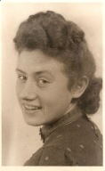 KOBIETA -PORTRET -zdjęcie -większy format -lata 70-te