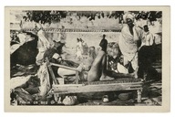 INDIE FAKIR NA ŁÓŻKU Z GWOŹDZI AZJA HINDUS