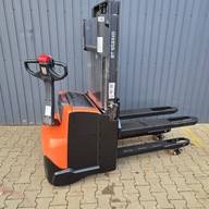 Toyota Swe 200d paleciak elektryczny z niskim masztem, wózek widłowy