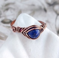 Miedziany regulowany pierścionek z lapis lazuli, niebieski kamień naturalny