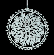 Zawieszka ozdoba na okno szydełkowa 26cm (Z133)