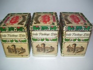 STARY POJEMNIK STALOWY PO PIERNIKACH