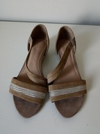 Śliczne modne obuwie damskie M & S Footglove UK 5,5 EUR 38,5