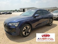 Audi e-tron SPORTBACK PREMIUM 2022, od ubezpieczalni 6.7 Elektryczny 355KM