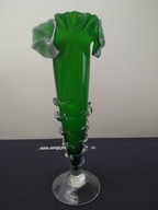 Piękny stary wazon, zielony kolor ze zdobieniami, ręczna robota (A62)