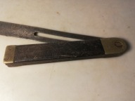 STARY ANGIELSKI WINKIEL - KĄTOWNIK NASTAWNY