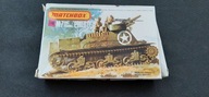 Model do sklejania Matchbox 1:76 pojazd wojskowy M-7 PRIEST niekompletny