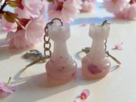 Zestaw 2 breloków Wieża Szachowa z żywicy do kluczy torebki prezent brelok