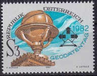 Austria 1982 - Mi. 1715 ** Dzień Geodetów geodezja globus