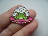 PIN PRZYPINKA BROSZKA ŻABA ŻABKA W UFO