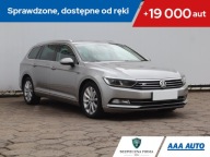 VW Passat 2.0 TDI, Skóra, Navi, Klima