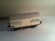 WAGON TOWAROWY ZAMKNIĘTY W TABORZE DB - H0 ROCO -