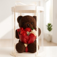 PLUSZOWY MIŚ Z BUKIETEM MYDLANYCH RÓŻ PLUSZAK PREZENT NA WALENTYNKI PUDEŁKO
