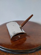 Szczotka z pojemnikiem do okruchów