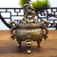 Imperialny Trybularz "TRZY SMOKI" – Strażnik Potęgi i Dobrobytu