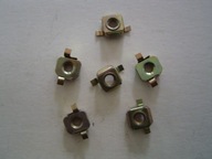 Nakrętka specjalna M6 z blaszką Skoda 105, 120 oryginał