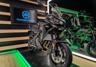 Kawasaki Versys 650 Kawasaki KUFER CENTRALNY GRATIS Gwarancja 4 lata MOTO