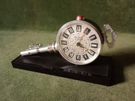 Piękny stary budzik SLAVA - klucz do Moskwy