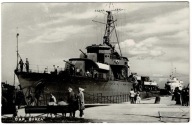 OKRĘT ORP BURZA NISZCZYCIEL W PORCIE MARYNARKA WOJENNA LATA 70TE PRL