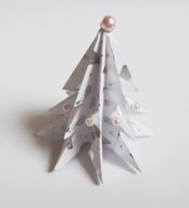 Choinka z papieru holo z perełkami