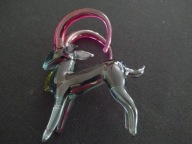 Piękny szklany koziorożec, ręczna robota, dod. szkło uranowe 7,3cm (A124)