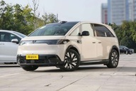 ZEEKR Inny MIX 2025 102kWh Long Range Smart Driving Edition Auto Punkt