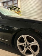 Mercedes E-Klasa W212 Błotnik prawy przód C197