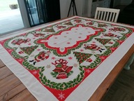 LNIANY ŚWIĄTECZNY OBRUS MIKOŁAJ PREZĘTY CHOINKA 128 x 160