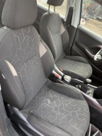Wnętrze fotele kanapa Peugeot 2008 I