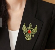 Modna broszka z dwugłowym orłem