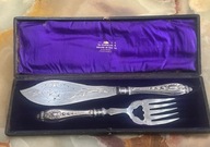 SYGNOWANY POSREBRZANY WIKTORIAŃSKI ZESTAW DO RYB NÓŻ WIDELEC W KASECIE XIXW