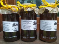 SYROP Z KWIATÓW MNISZKA I LIŚCI POKRZYWY 550 ML DOMOWY ZGODNY Z NATURĄ