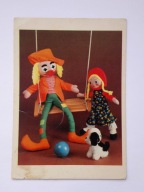 Bajkowy piesek, lalka, klaun - pocztówka z z PRL 1979 r